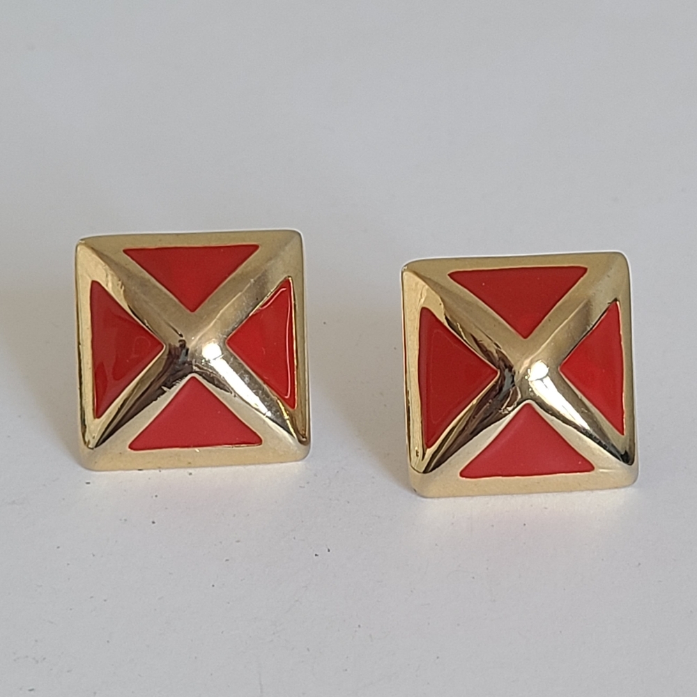 Vintage Retro Chunky Gold Tone Red Enamel Geometric Square Clip On Stud Earrings